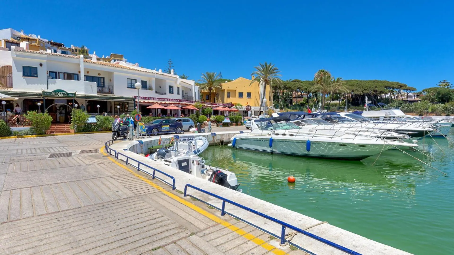 C02 Royal Beach - Apartment Sitio de Calahonda 0*,