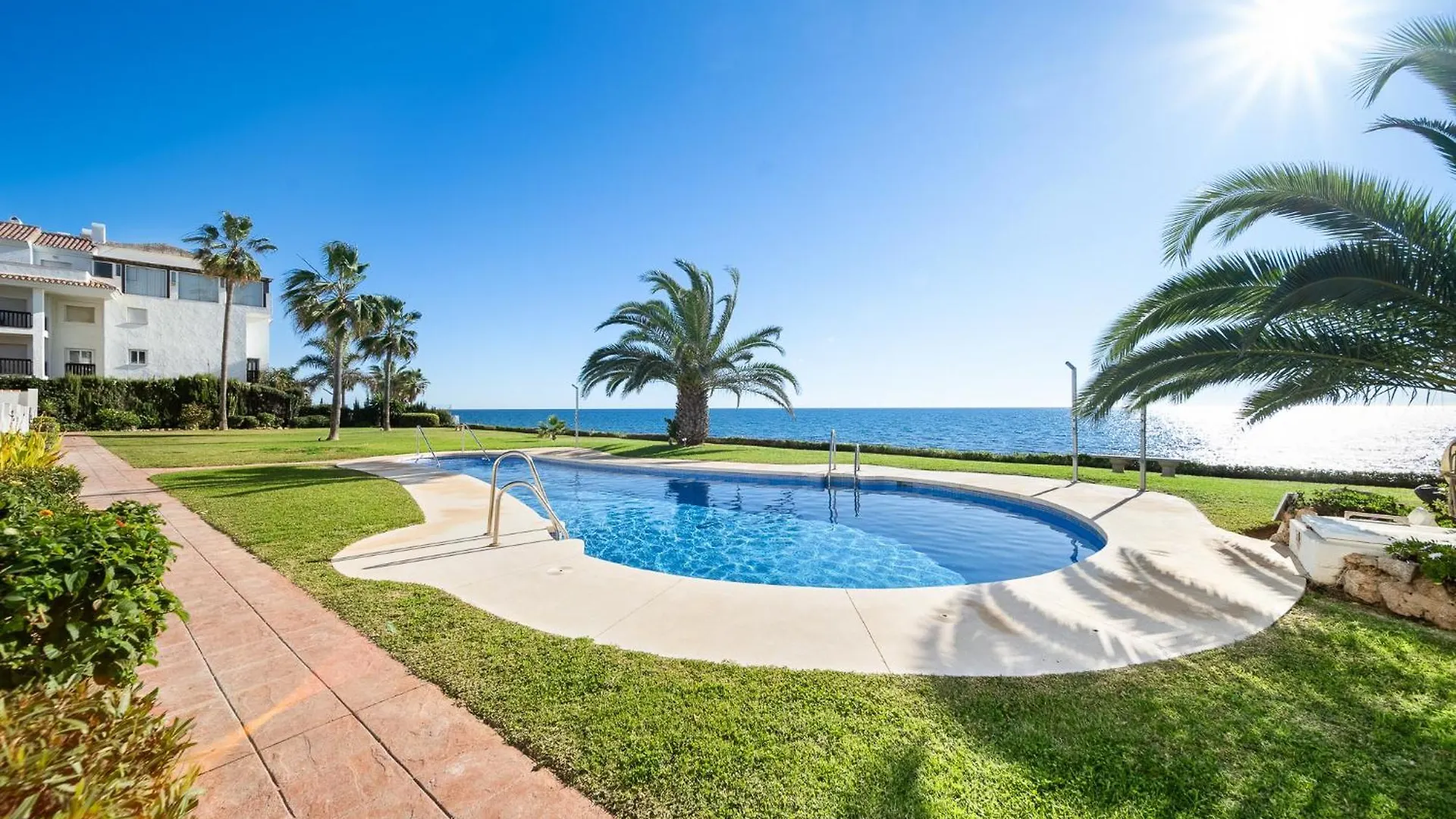 C02 Royal Beach - Apartment Sitio de Calahonda 0*,  Spain